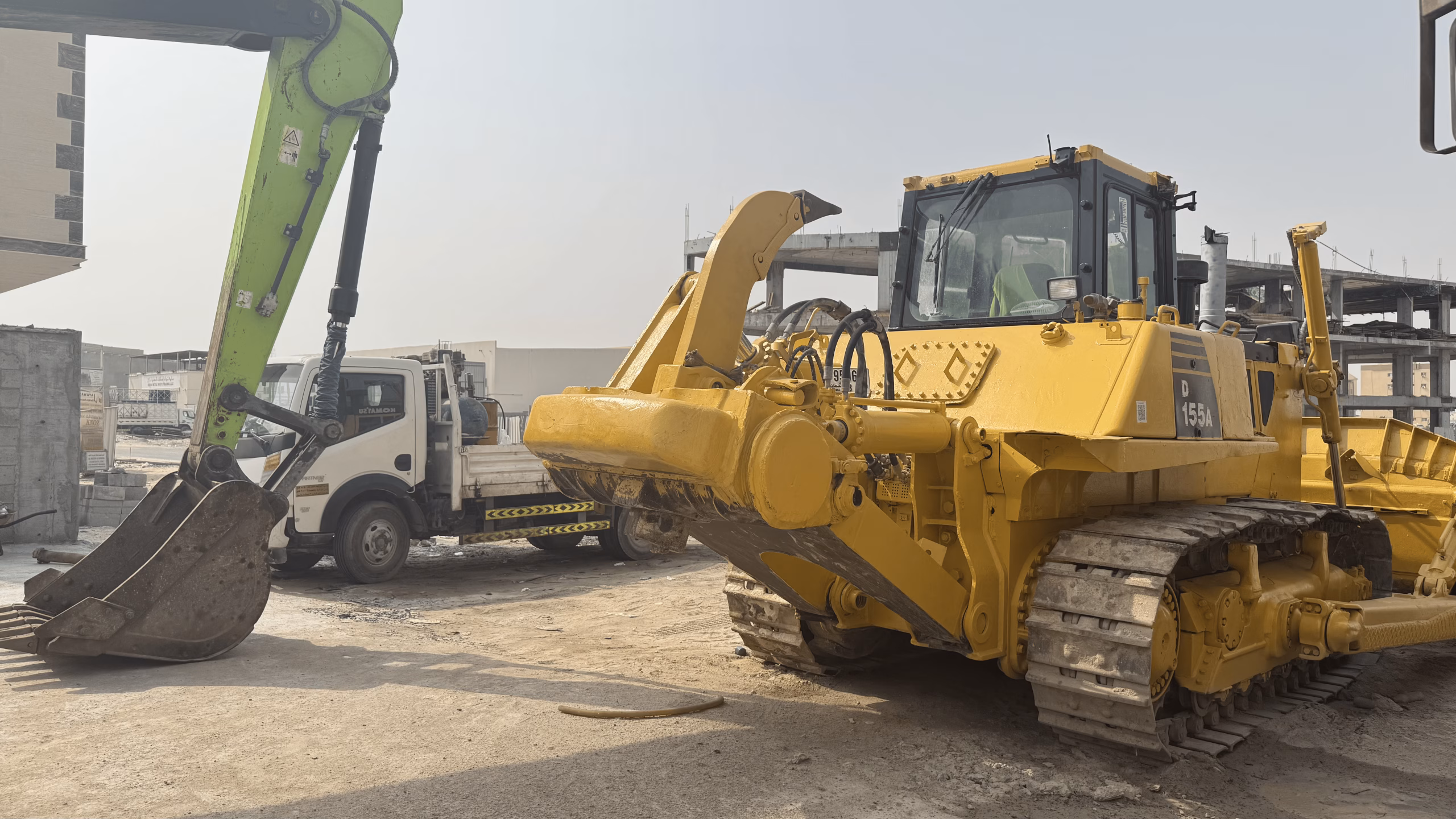 HEAVY MACHINERIES
